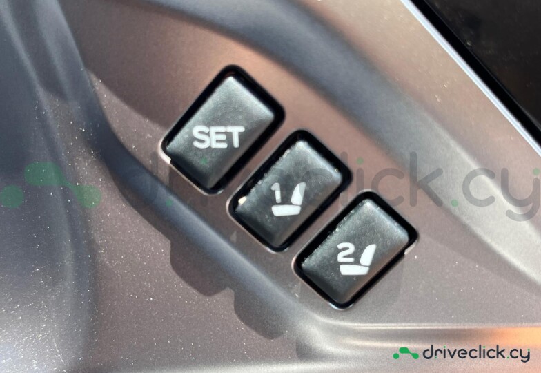 Subaru Outback Белый