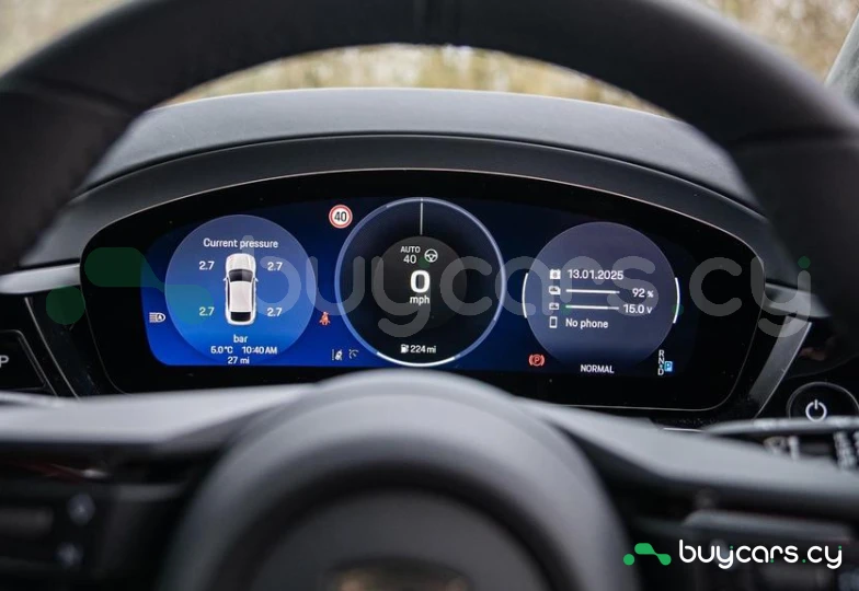 Porsche Macan Серый