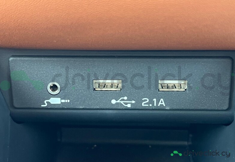 Subaru Outback Белый