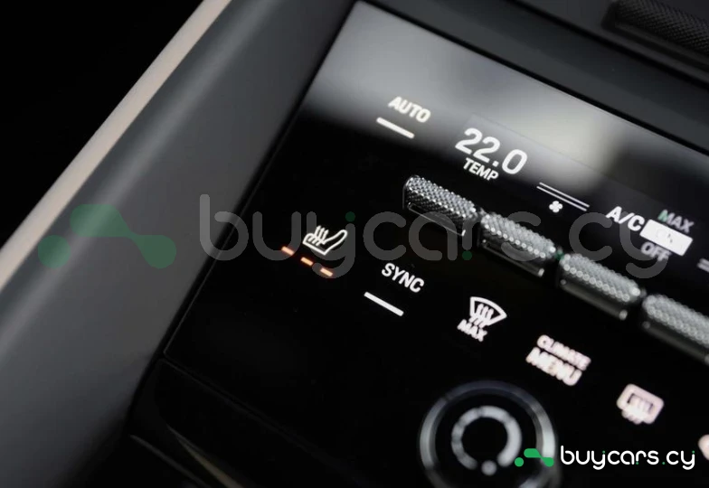 Porsche Macan Зеленый