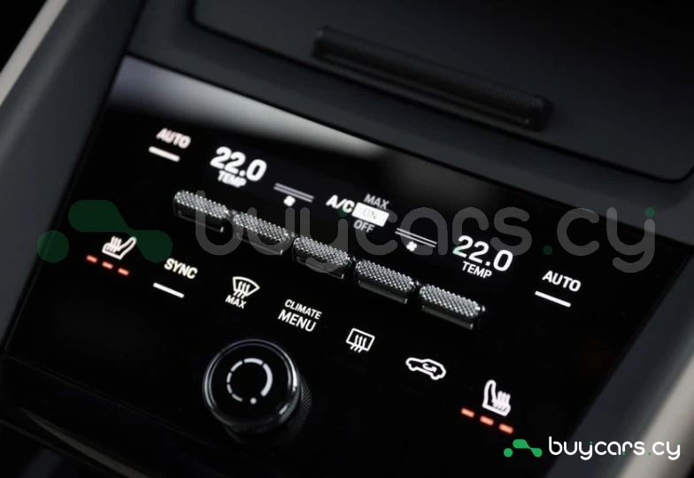 Porsche Macan Зеленый