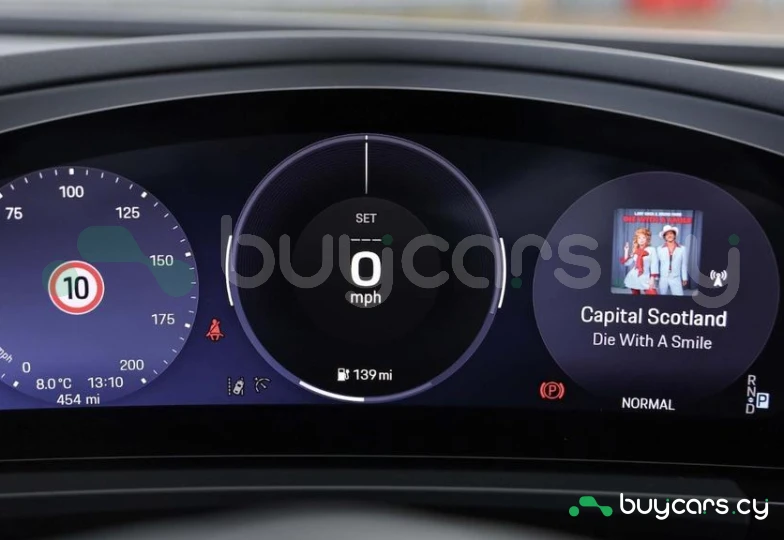 Porsche Macan Зеленый