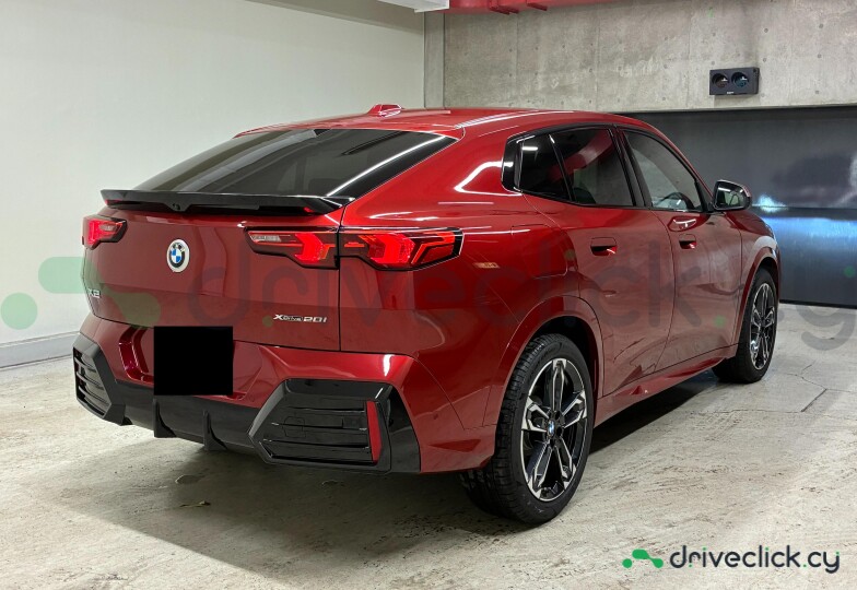 BMW X2 Red