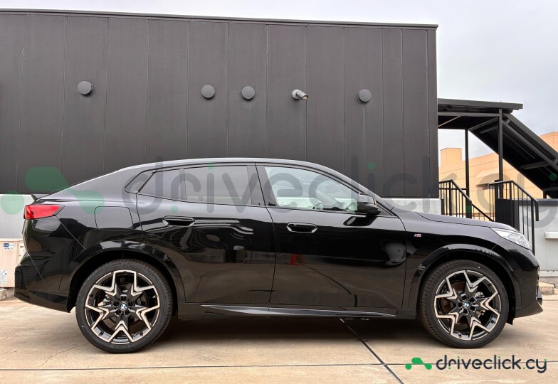 BMW X2 Black