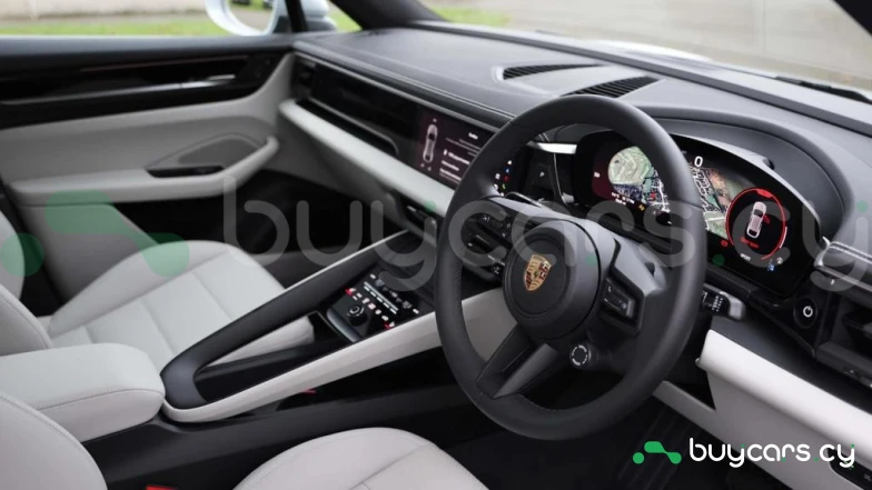 Porsche Macan Серый