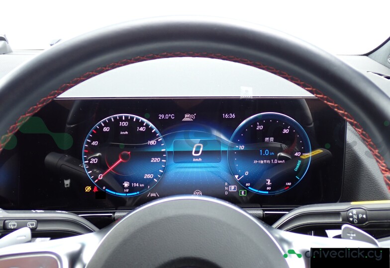Mercedes GLA-class White
