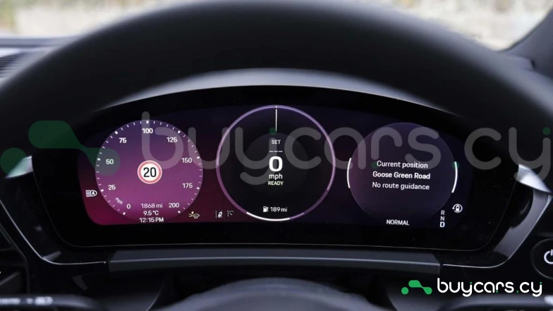 Porsche Macan Серый