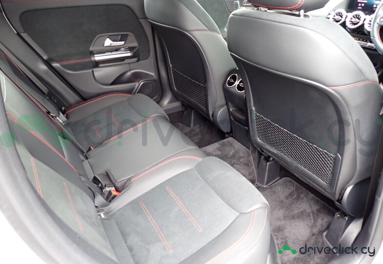 Mercedes GLA-class White