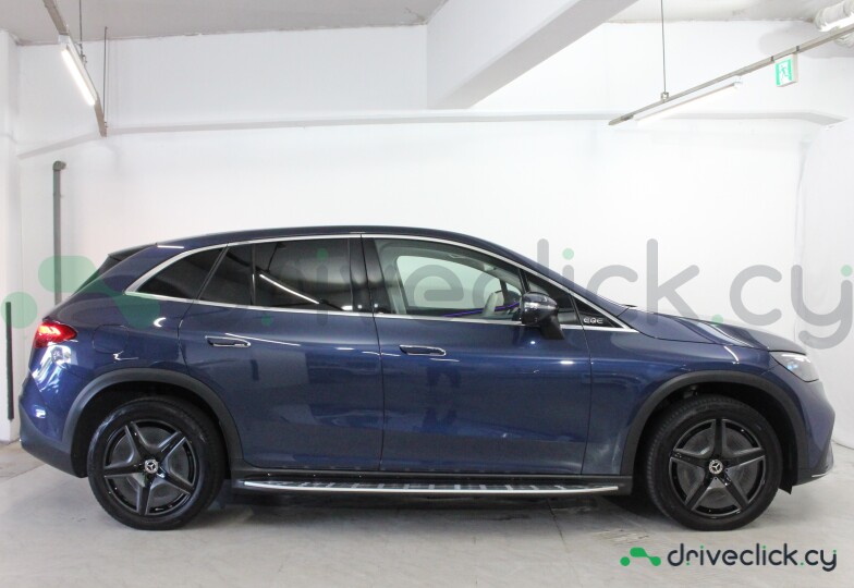 Mercedes EQE SUV Blue