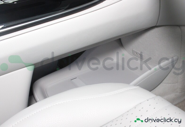 Mercedes EQE SUV Blue