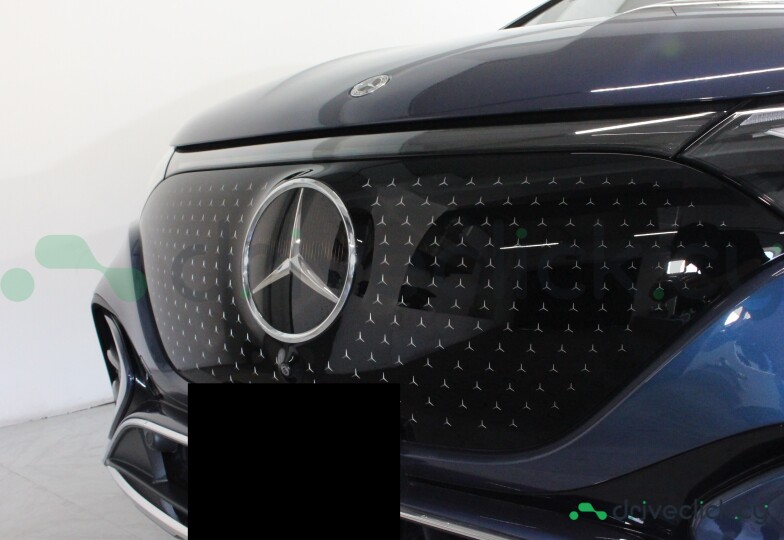 Mercedes EQE SUV Blue