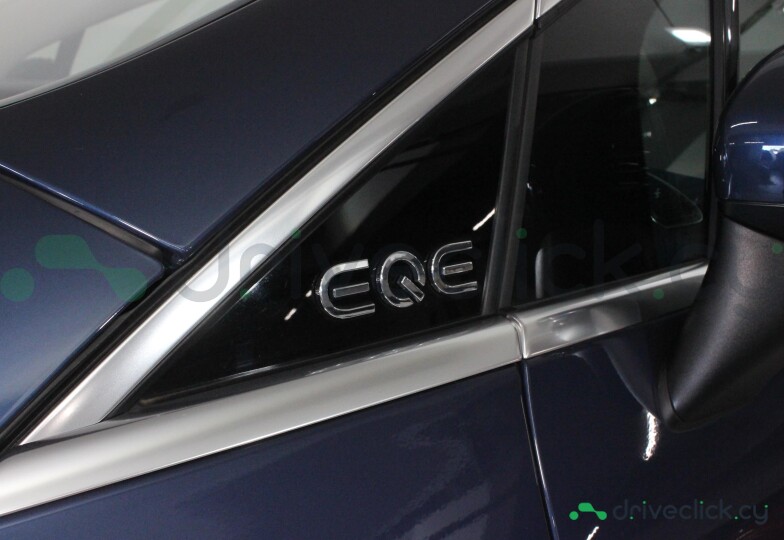 Mercedes EQE SUV Blue