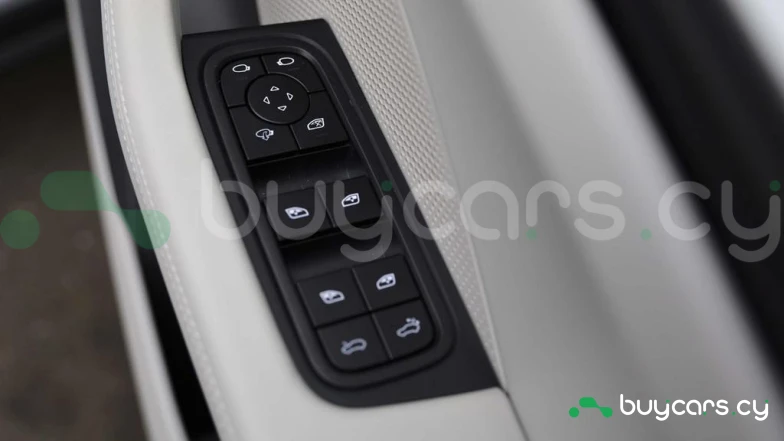 Porsche Macan Серый