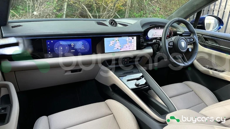 Porsche Macan Синий