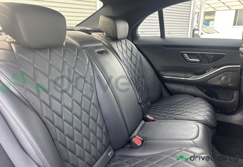 Mercedes S-class Black