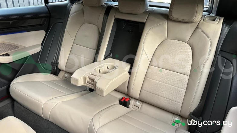 Porsche Macan Синий