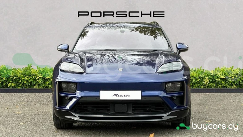 Porsche Macan Синий