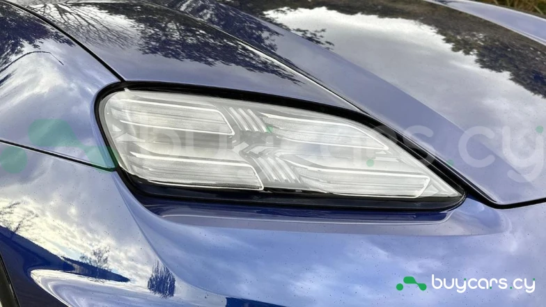 Porsche Macan Синий