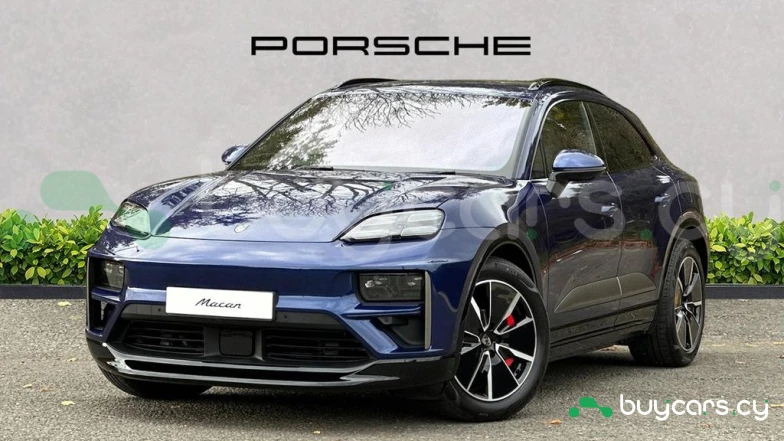 Porsche Macan Синий