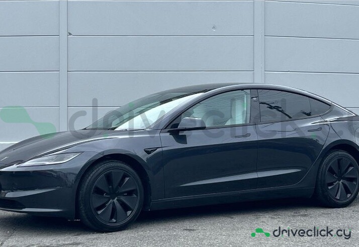 Tesla Model 3 Grey