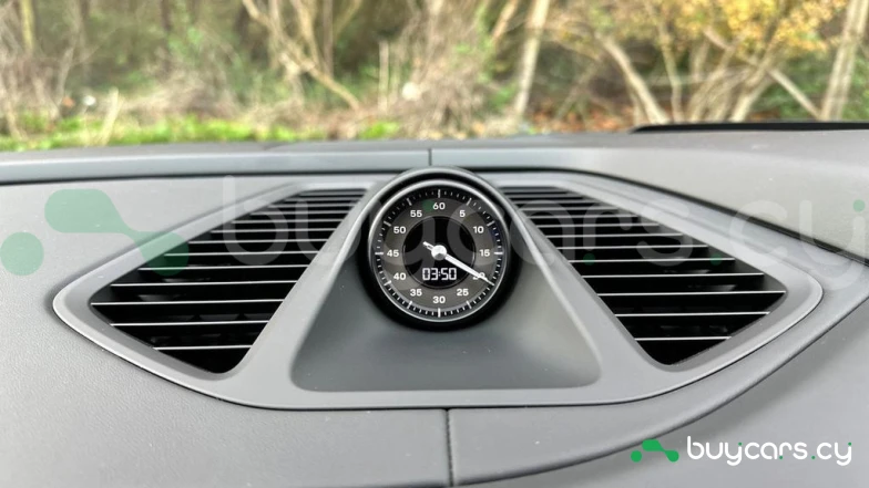 Porsche Macan Синий