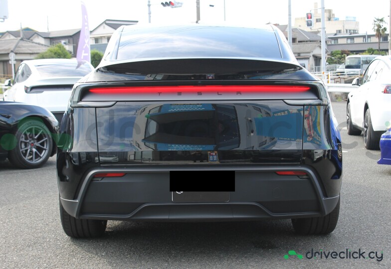 Tesla Model Y Black