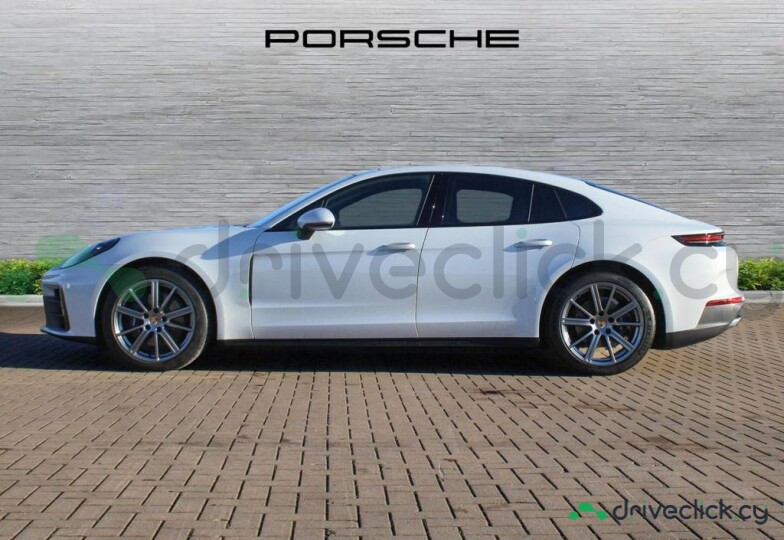 Porsche Panamera Grey