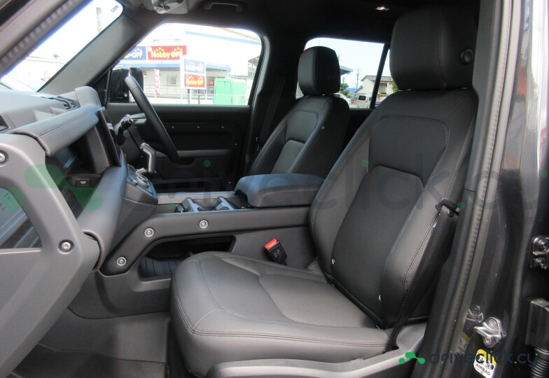 Land Rover Defender Grey