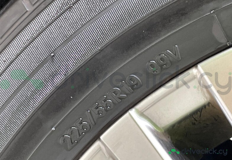 Toyota Harrier Black