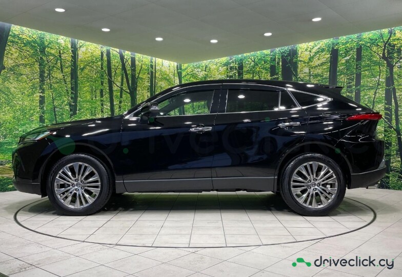 Toyota Harrier Black