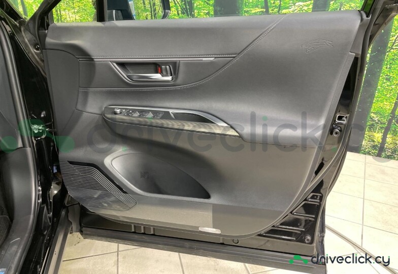 Toyota Harrier Black