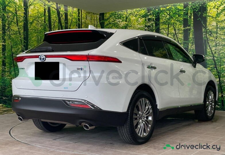 Toyota Harrier White