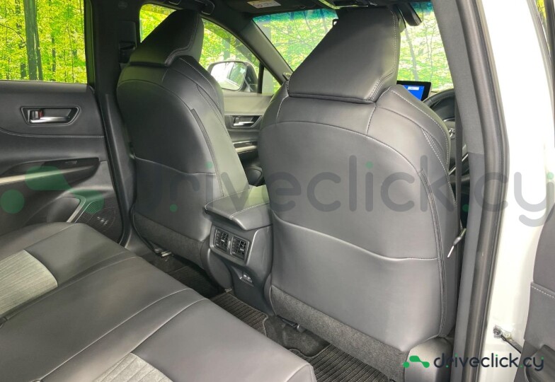 Toyota Harrier White