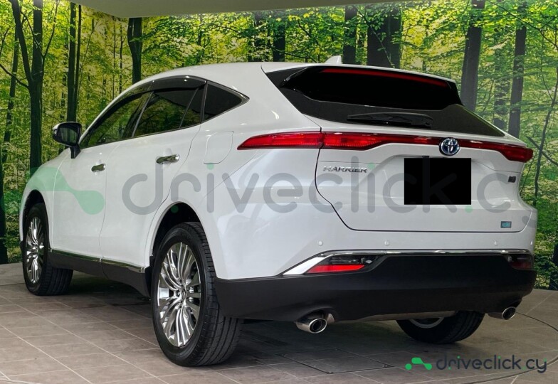 Toyota Harrier White