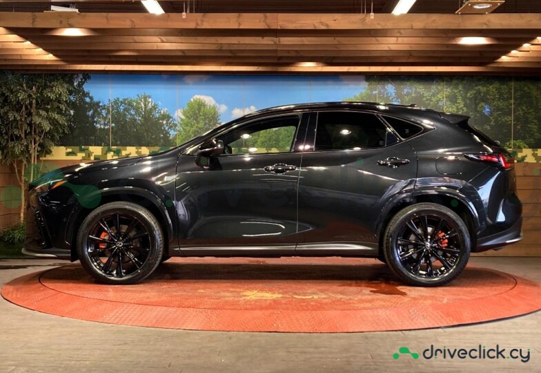 Lexus NX Black