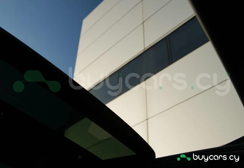 Porsche Cayenne Желтый