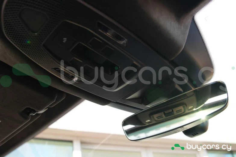 Porsche Cayenne Желтый