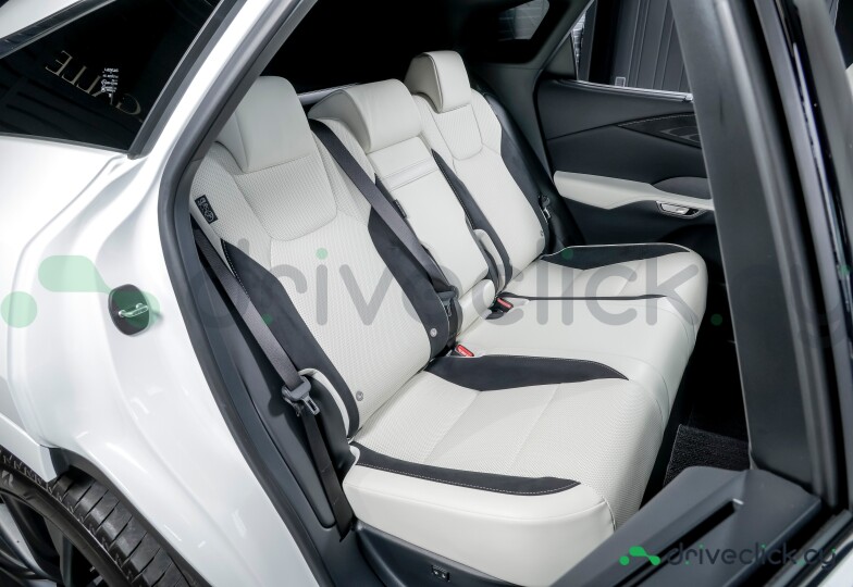 Lexus RX White