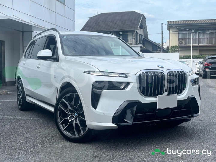 BMW X7 Белый
