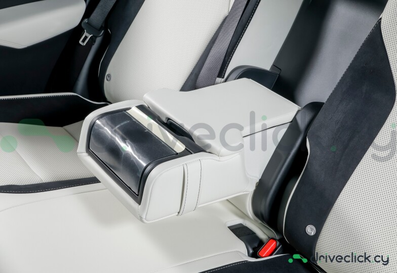 Lexus RX White