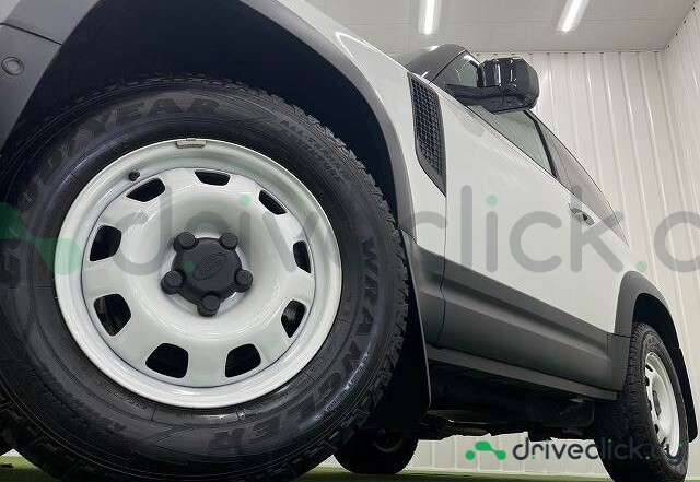 Land Rover Defender White