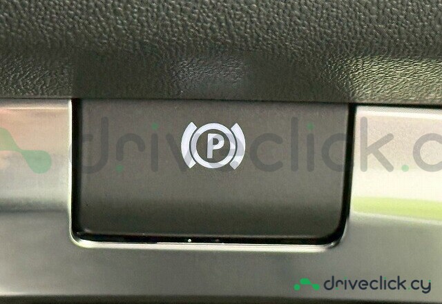 Land Rover Defender White