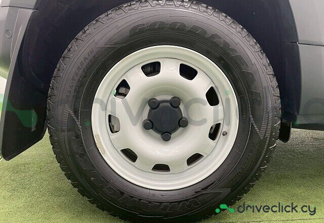 Land Rover Defender White
