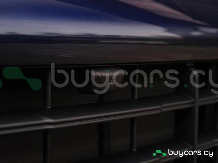 Porsche Cayenne Фиолетовый