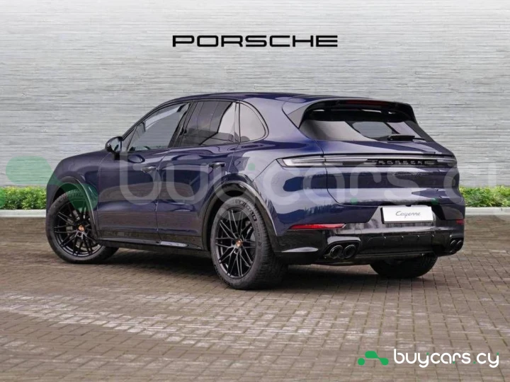 Porsche Cayenne Фиолетовый