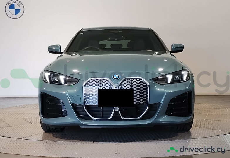 BMW i4 Green