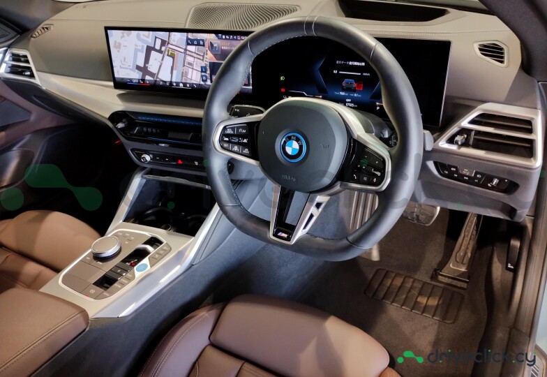 BMW i4 Green