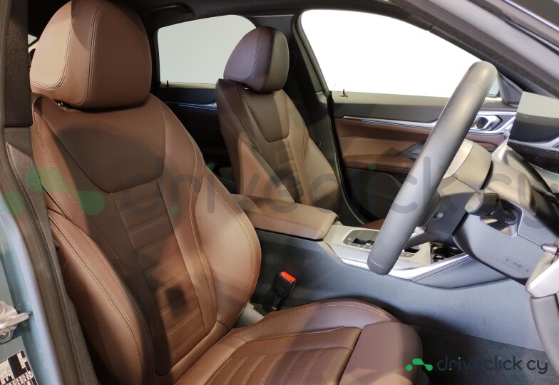 BMW i4 Green