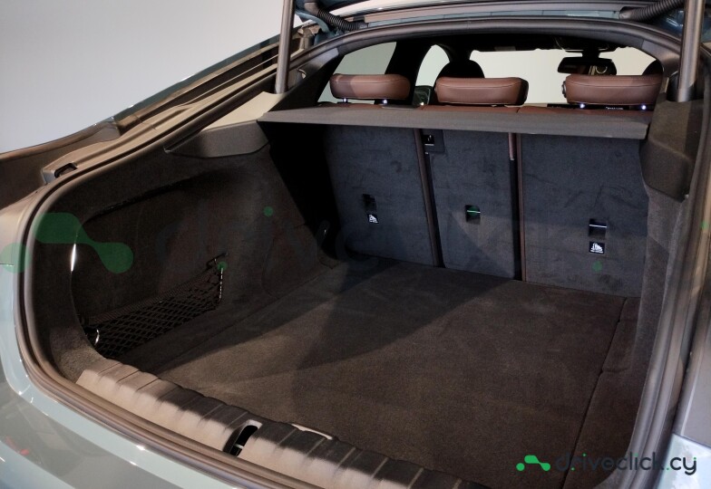 BMW i4 Green