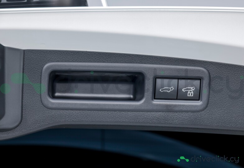 Lexus RX White